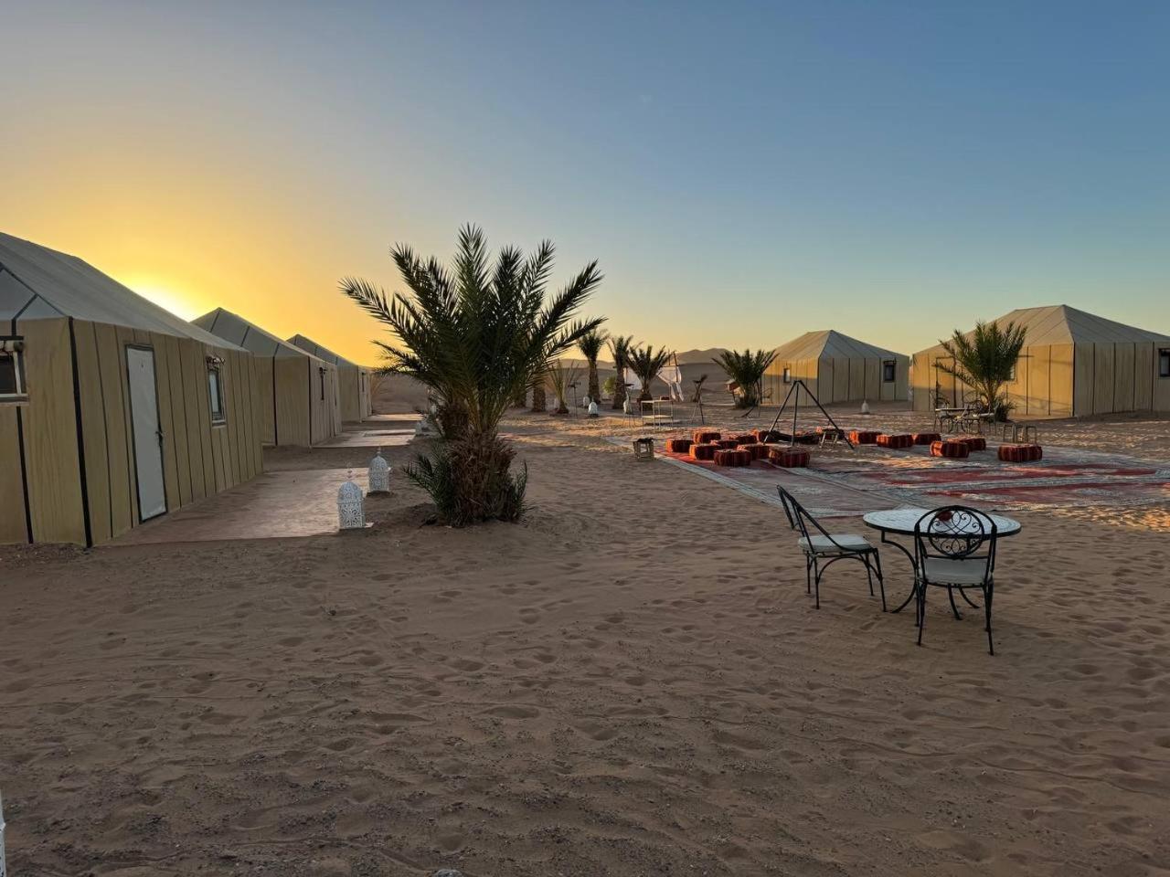 Hotel Erg Chebbi Sahara Camp à Merzouga Extérieur photo