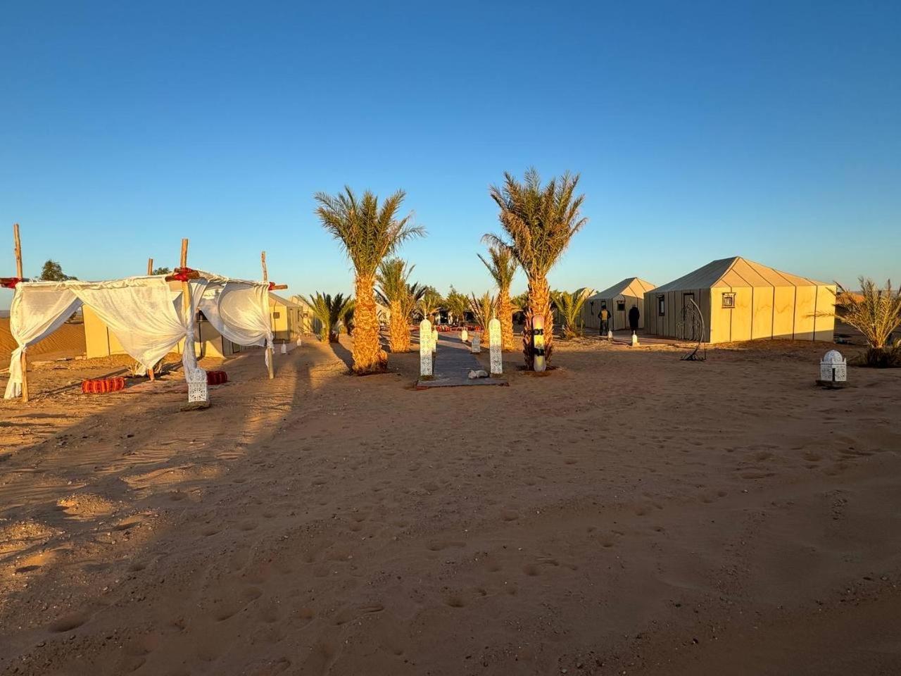 Hotel Erg Chebbi Sahara Camp à Merzouga Extérieur photo